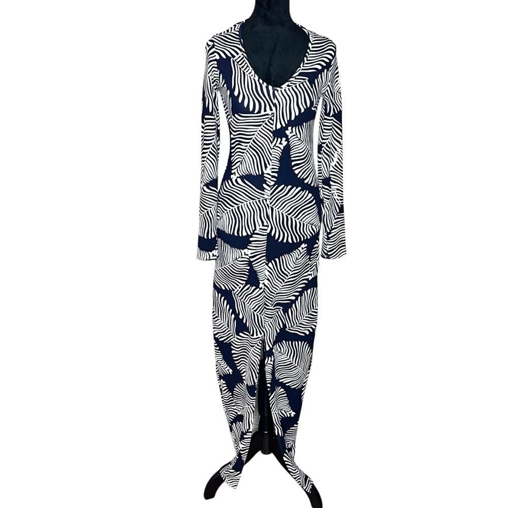 AMERICAN TWIST BodyCon Black White Printed Maxi
Dress LongSleeve Front Slit SZ M